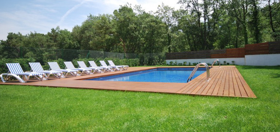 "Only 5 minutes from Girona – Costa Brava Airport"